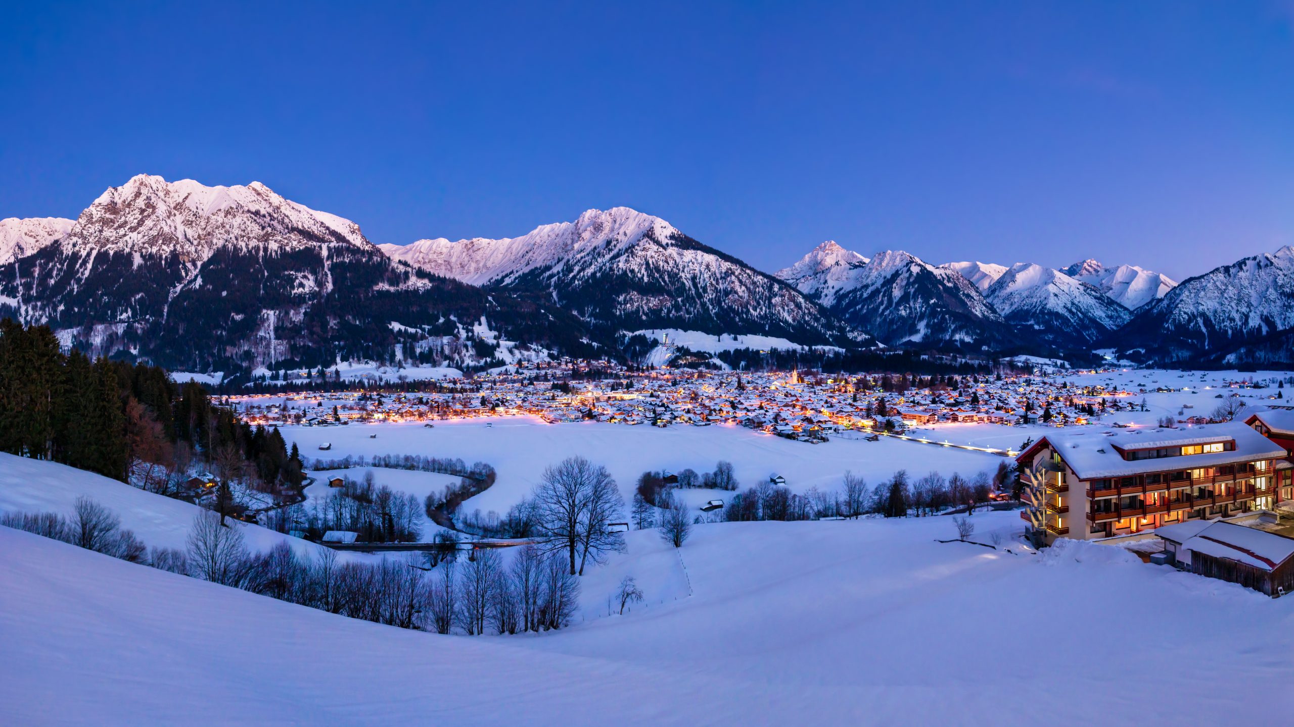 Ausblick auf Oberstdorf im Winter